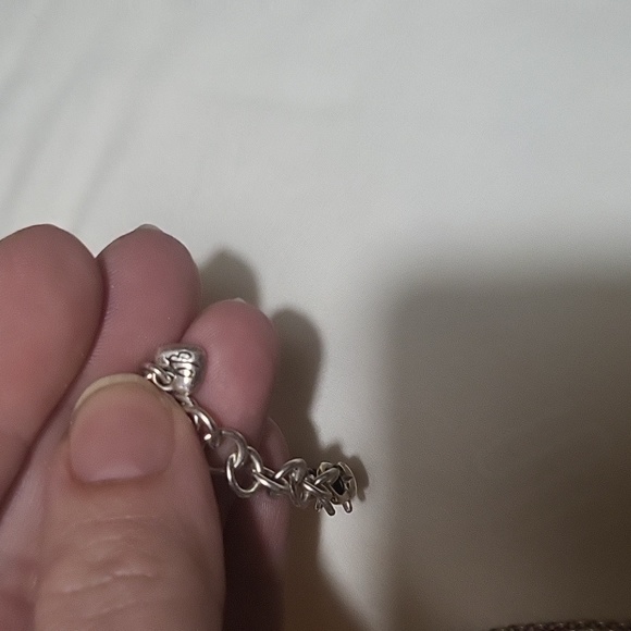 Brighton heart locket on chain opens up to reveal two spaces 4 pictures - Picture 4 of 8